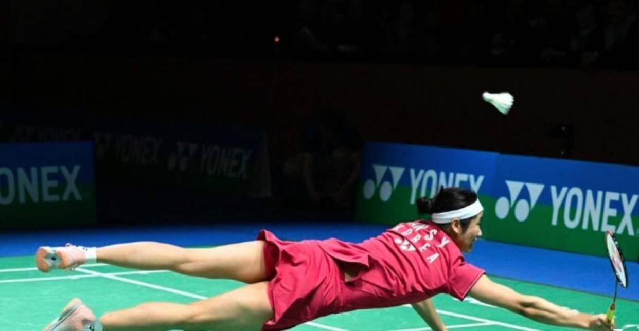 中国羽毛球队逆转马来西亚羽毛球队，辛杜爆发神勇