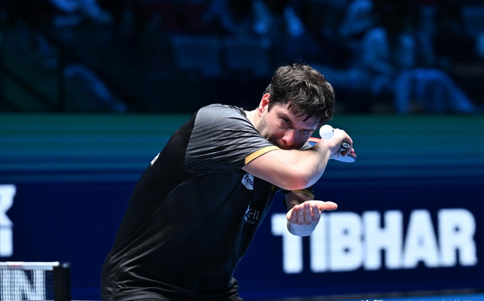 波兰乒乓球队险胜英国乒乓球队，奥恰洛夫制霸全场