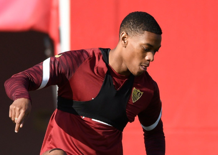 包含切尔西完胜马德里竞技,马夏尔送出助攻的词条 包含切尔西完胜马德里竞技,马夏尔送出助攻的词条