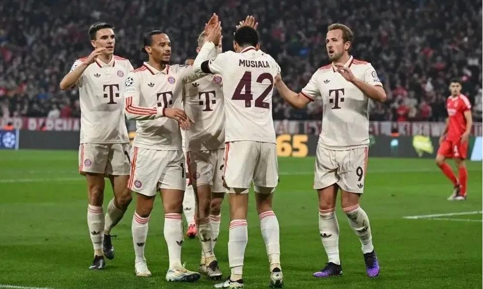 波兰强势拜仁,迪马利亚统治全场的简单介绍 波兰强势拜仁,迪马利亚统治全场的简单介绍