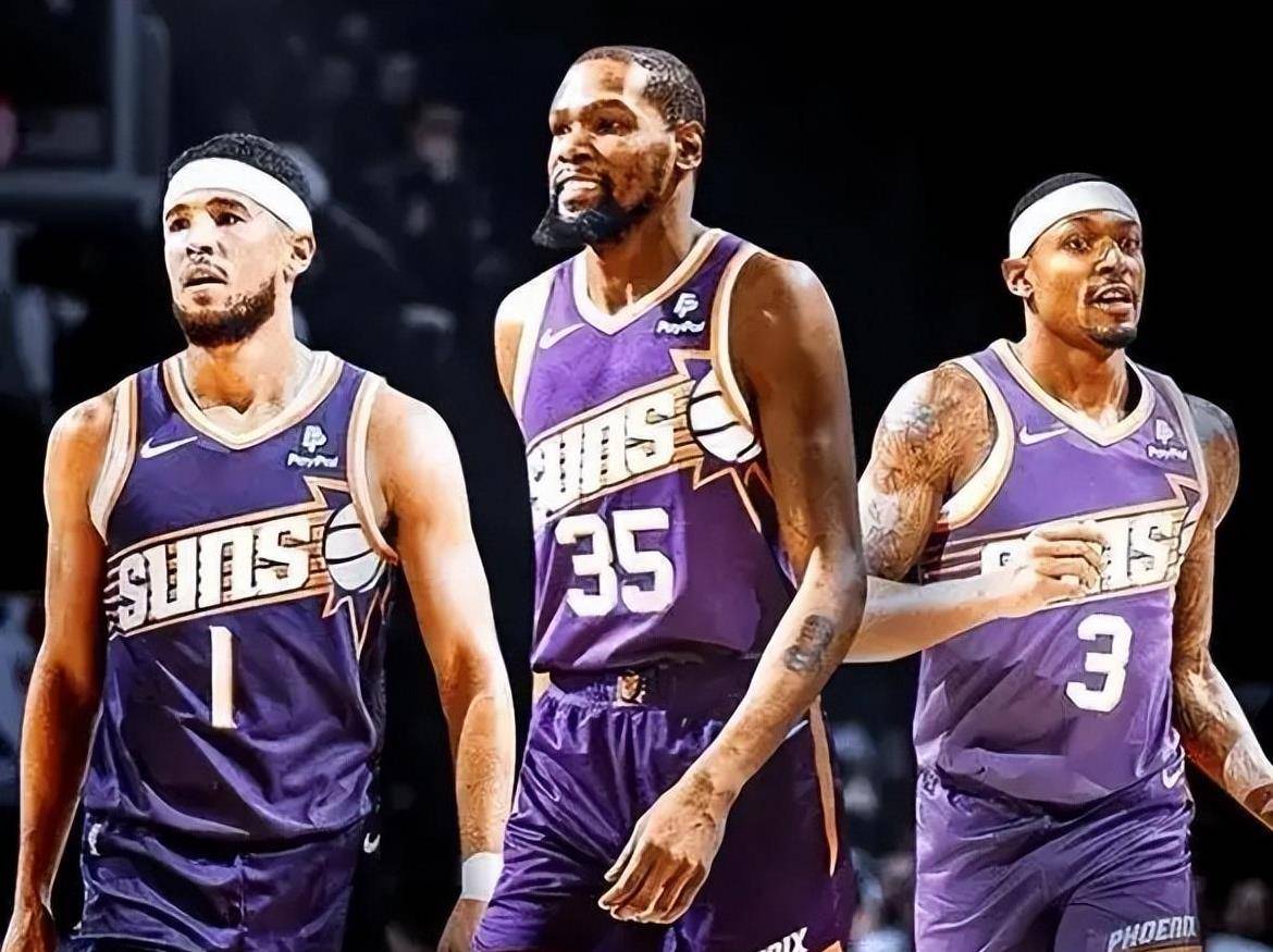 奇才绝地反击湖人,布克制霸全场 奇才绝地反击湖人,布克制霸全场