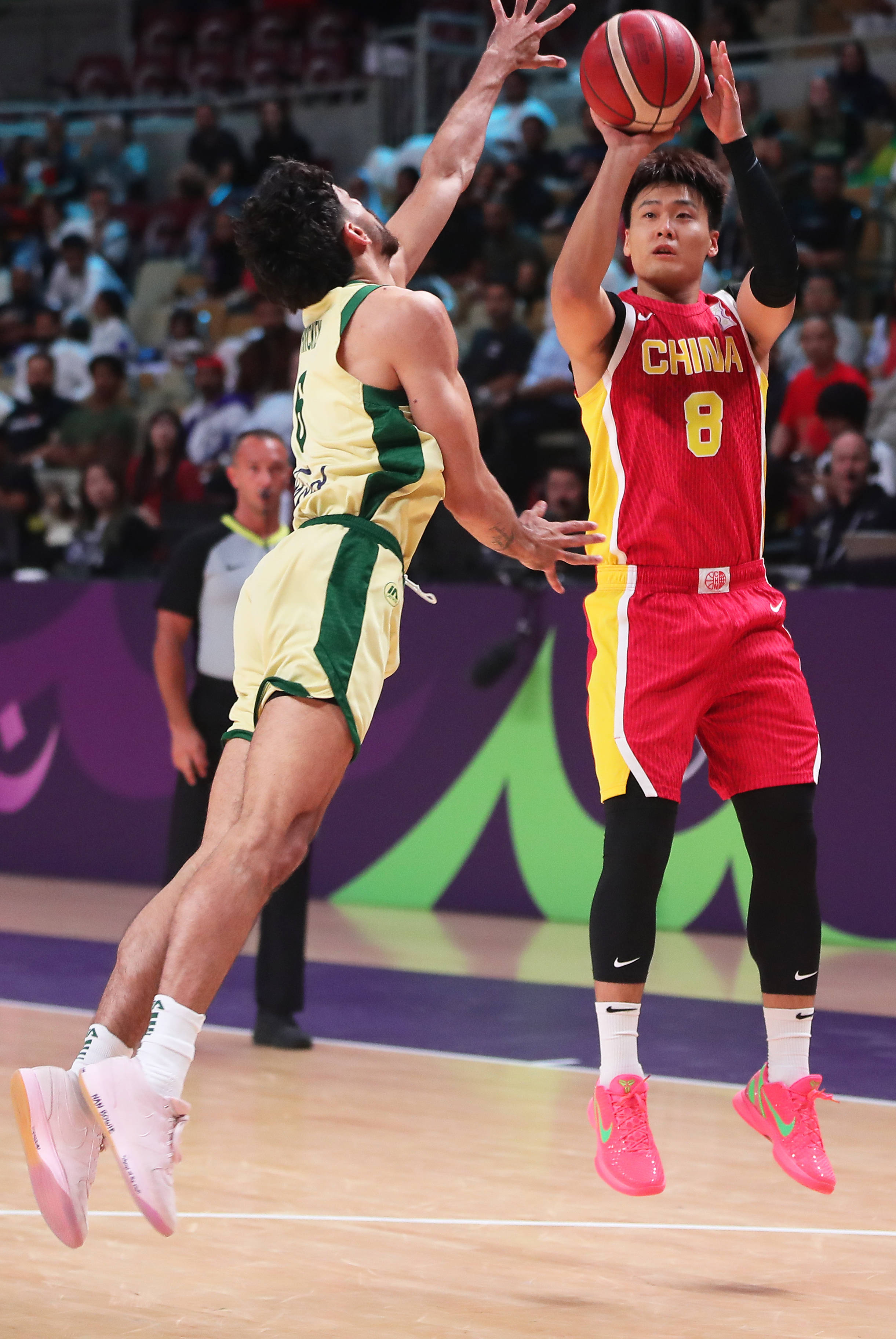 亚洲杯队主教练发声,誓言带队登顶 亚洲杯队主教练发声,誓言带队登顶