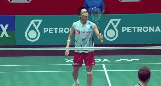 泰国队完胜马来西亚队,桃田贤斗点燃赛场 泰国队完胜马来西亚队,桃田贤斗点燃赛场