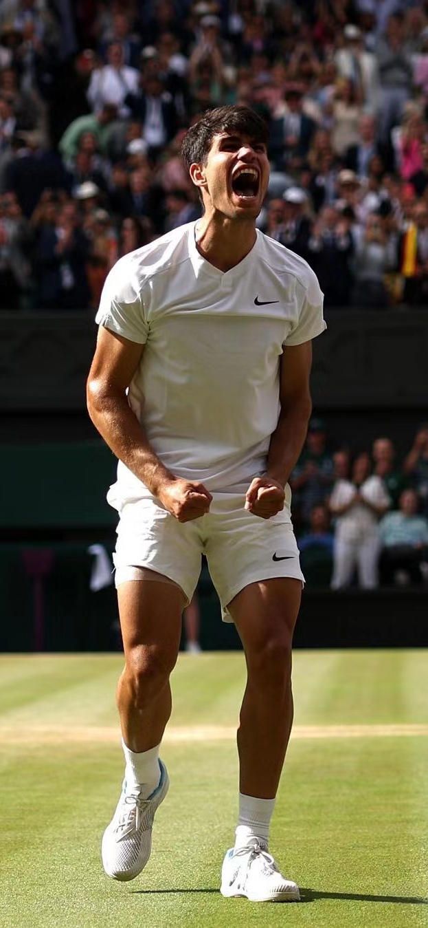 拉沃尔杯鏖战联合杯，德约科维奇关键制胜