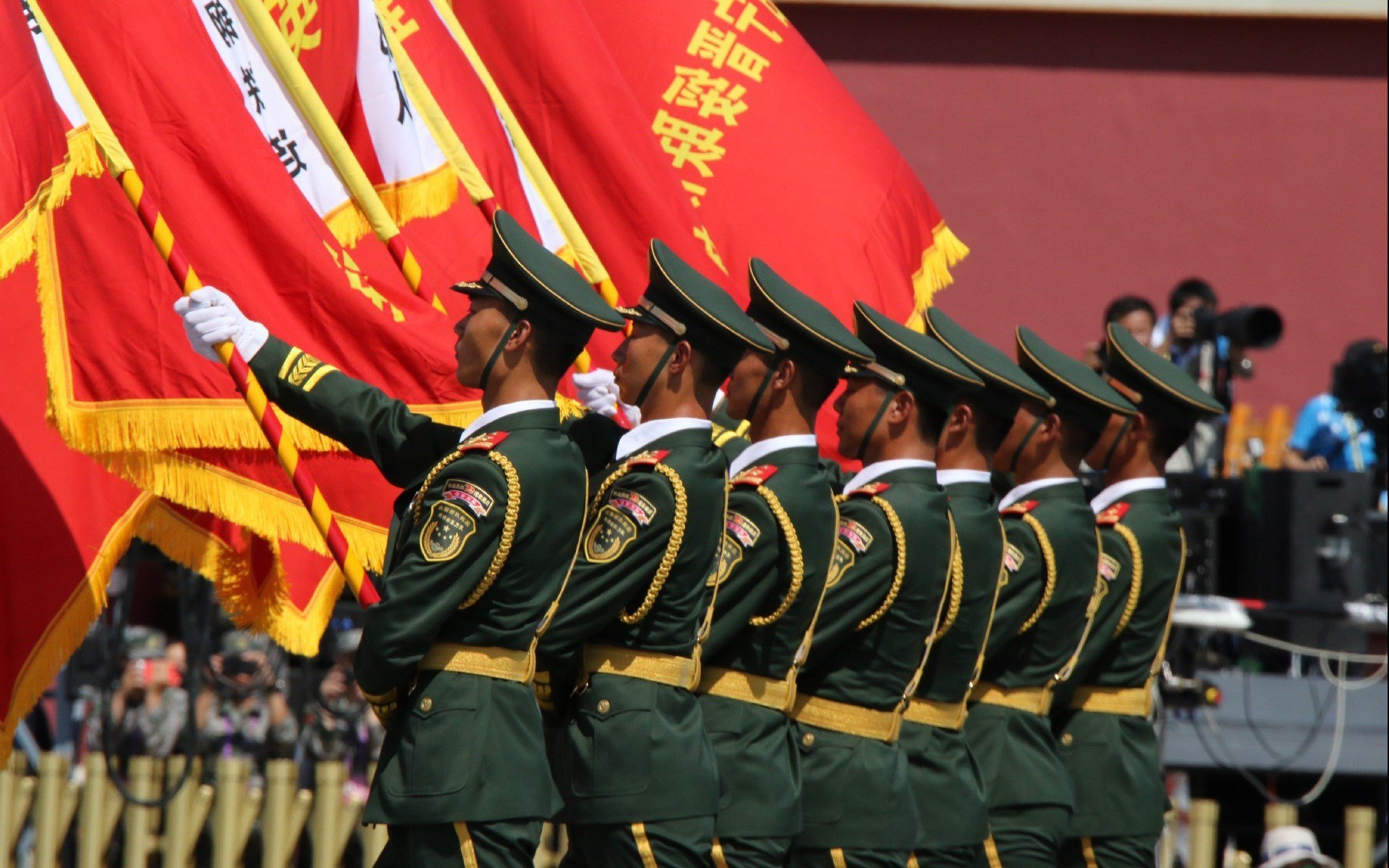 从蒙特卡洛到纽约，纳达尔美网翻盘，点燃不朽赛场传奇