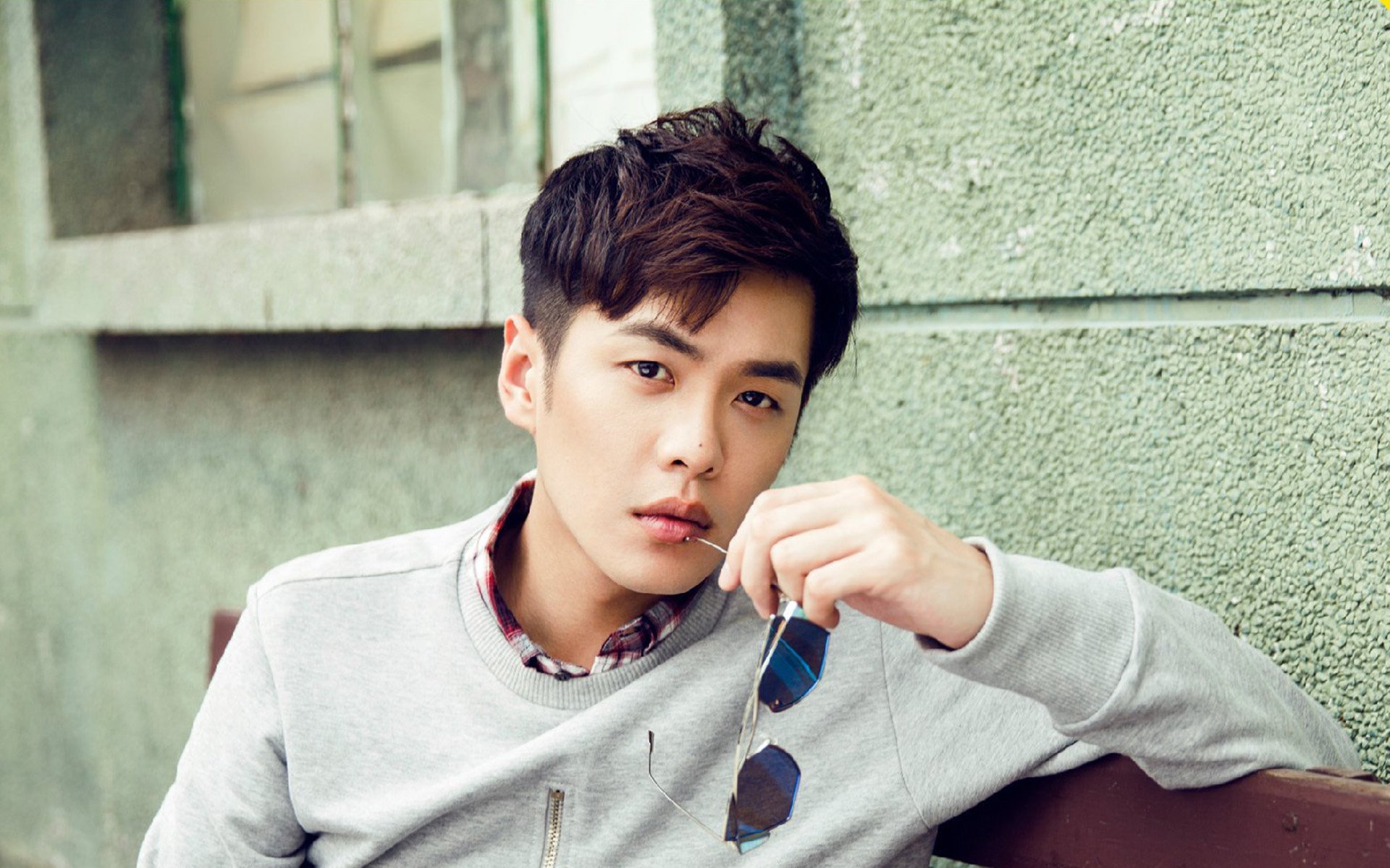 西决生死战之夜，一个心跳，一座城，一个决定历史的年轻人