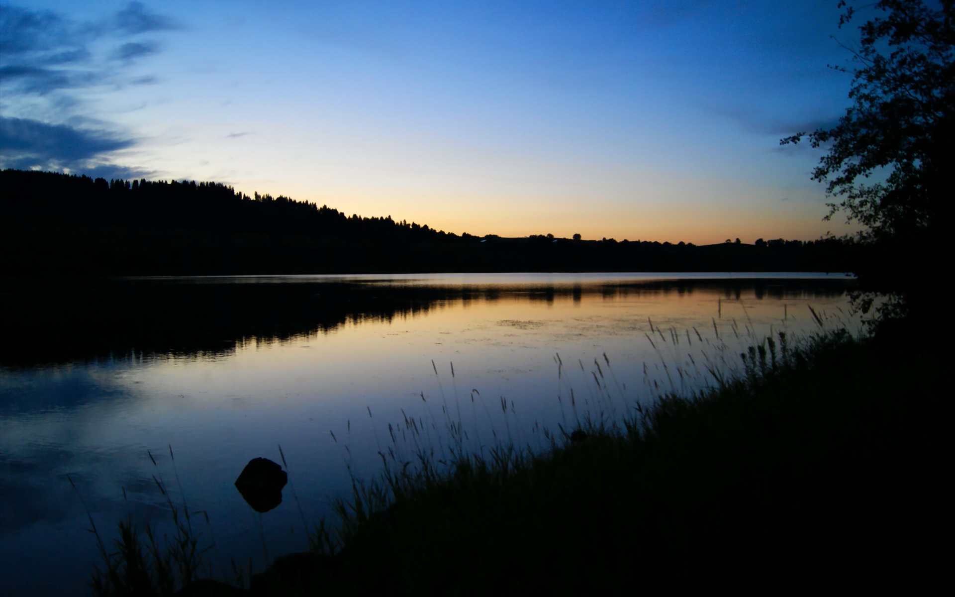 当戈贝尔的攻城锤遇上新疆队的叹息之墙，谁更恐怖？